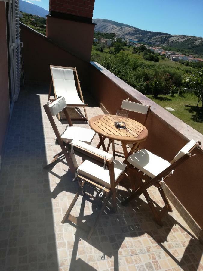 Apartments Mestrovic Lopar Extérieur photo