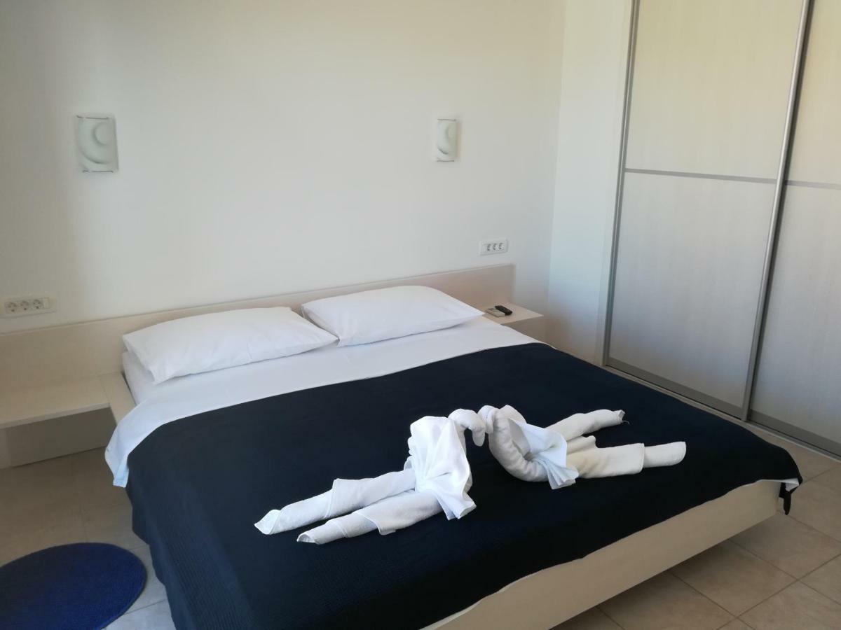 Apartments Mestrovic Lopar Extérieur photo